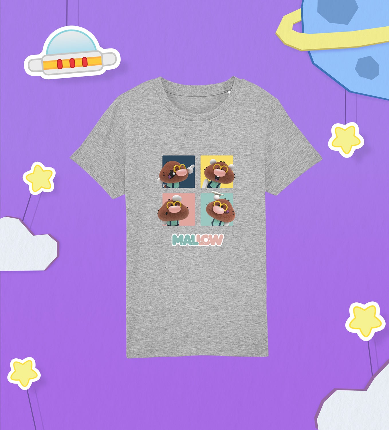 MALLOW poses in a cotton T-shirt for children